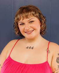 Edie Wood's Instagram, Twitter & Facebook