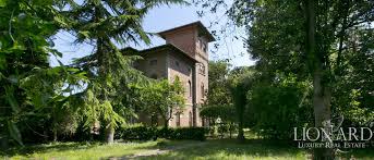 Vendesi appartamento 64 mq al secondo piano con ascensore completamente ristrutturato recentemente. Villa Storica In Vendita A Porto Sant Elpidio Lionard