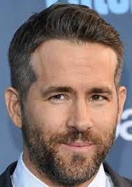 Medium Length With Loose Side Parting From The Golden Globes Ryan Reynolds Ryan Reynolds Deadpool Classic Haircut