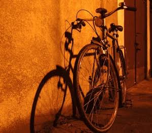Resultado de imagem para Bicicleta na noite"