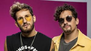 Fue la primera en nacer de todo el camp de composición. Muy Originales No Creeras Lo Que Hicieron Mau Y Ricky Minuto E