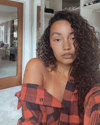 Leigh anne pinnock at the virgin holidays attitude awards 2018 at the roundhouse, chalk farm road in london, uk on october 11, 2018. 2021 Leigh Anne Pinnock Von Little Mix Enthullt Dass Sie In Tranen Ausgebrochen War Nachdem Sie Von Einem Zufalligen Mann Beschimpft Worden War Gettotext Com