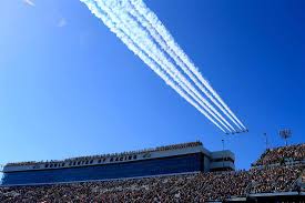 Bass pro shops nra night race. Nascar Salutes Memorable Pre Race Flyovers Nascar Com