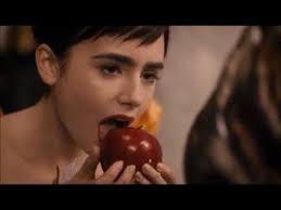 Lily Collins I Believe In Love Mirror Mirror Patjoub No Logo Youtube I Believe In Love Lily Collins Believe
