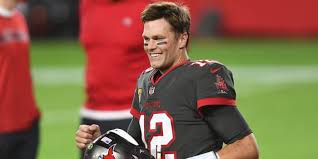 Which mlb team drafted tom brady? The 6 Quarterbacks Picked Before Tom Brady In The 2000 Nfl Draft