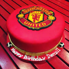 Manchester united birthday cake thank you quotes for birthday cake business business ideas birthday cookies let them eat cake yummy cakes cake designs cake recipes. Manchester United Cakes Design