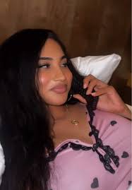 Goodnight 💘 would you answer your phone if I called you? 👀🤭 #babes  @vybzkartel & Nayda Vii coming soon #babeschallenge