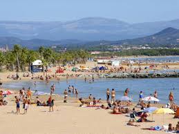 Bord de mer et accès direct à la plage, clubs enfants, animations, commerces, services Aktivitaten Au Bois Fleuri