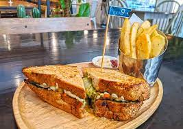 Serving authentic italian comfort food located at lucky garden in upscale bangsar kuala lumpur. 6 Best Italian Restaurants In Kl Going Beyond Authentic Pizza And Pasta Grab My