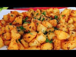 بطاطس محمرة لذيذة بطريقة رائعة خفيفة ولذيذة للوجبات الصيفية Youtube Recettes De Cuisine Cuisine Marocaine Cuisine