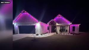 Alabama towns glow pink for missing toddler Genesis Reid