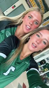 senior season w bff @ella🍓