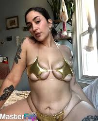 Angelita nude steamy bath