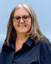 Heidi Carlisle's Instagram, Twitter & Facebook