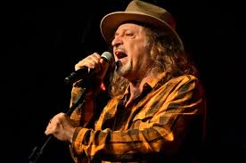 O Significado Por Tras De La Belle De Jour De Alceu Valenca Alceu Valenca Alceu Musicas Famosas
