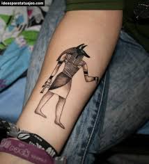 Tattoo Leon Egipcio Buscar Con Google Anubis Tattoo Gott Tattoos Tattoos Frauen