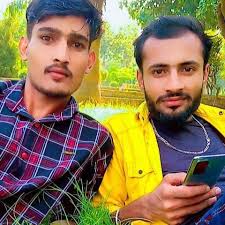 u #friendship #yari #class #collegelife #instagram #tiktok #desi #babu  #love #photography #snäp