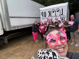 Wenda is popping up everywhere. 🤣 Barbara Davey