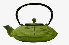 The Best Teapots On Amazon According To Hyperenthusiastic Reviewers Cast Iron Tea Pot Tea Pots Cast Iron