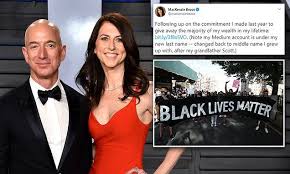 Some time later, while attending night school, jacklyn fell in love with a classmate, miguel mike bezos, an immigrant from cuba. Jeff Bezos Ex Wife Mackenzie Donated 1 7bn To Charities In Past Year Ex Wives Bezos Jeff Bezos