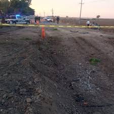 Monumento, obra del descultor cristino díez, en honor de los caídos en el siniestro aéreo erigido el 27 de mayo de 2013 en la calle san roque de burgos. Muere Joven En Accidente De San Pedro Navolato Sinaloa