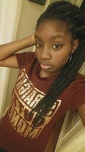 Sisters looking alike