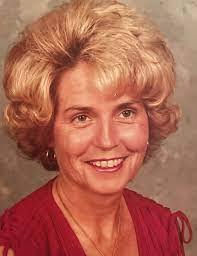 Vivian Riggs's Instagram, Twitter & Facebook