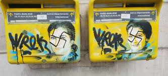 Le 26 novembre 1974, simone veil se présente à l'assemblée nationale pour défendre une loi qui fera histoire. Le Vitriot C215 Reagit A La Profanation De Ses Portraits De Simone Veil 94 Citoyens