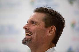 PHOTOS: Hunter recounts near-death experience after alligator bite