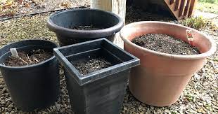 2x2x3 ranges from.18 to.21 dry quarts /.198 to.23. Become A Smarter Gardener In 2019 Get The Right Container For Your Veggies