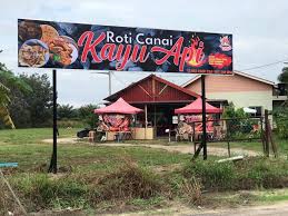 Roti canai kayu arang in bachang is one such food outlet in malaysia that offers the best aroma in its food. Sendayan Update Jom Makan Dekat Warong Roti Canai Kayu Facebook