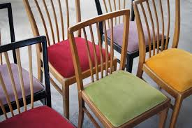 Eine einfache möglichkeit, das aussehen eines stuhls mit abnehmbarem sitz zu verbessern oder zu verändern, besteht darin, ihn mit neuem stoff zu beziehen. Pin Auf Stuhle Chairs