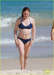 Harry Potter Star Bonnie Wright Enjoys a Day on the Beach : Photo 3631319  | Bikini, Bonnie Wright Photos | Just Jared: Entertainment News
