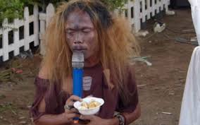 05 = kepala rampok, singa, jemur baju, loncat indah, kayu manis, kereta api. Arti Mimpi Dikejar Orang Gila Menurut Primbon Dan Islam