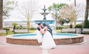 Howard Gilman Memorial Waterfront Park In St Mary S Georgia Is A Perfect Backdrop For A Bride An Jacksonville Photographer Georgia Wedding Wedding Photography