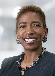 9 Best Female Motivational Speakers To Watch In 2021
