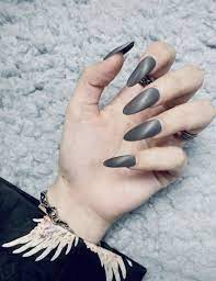 Grey Cat Eye Gel Nails Design Top 18 Almond Shape Nails Designs In 2020 Almond Shaped Nails Designs Cat Eye Nails Almond Shape Nails