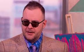 Inspirational blind painter from Aylesbury makes another national TV  appearance