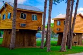 Wisconsin dells, wisconsin is a beautiful area to visit if you would like a different place to go for your family vacations. Best Cabins And Cottages In Wisconsin For A Valentine S Day Getaway Our Family Reviews