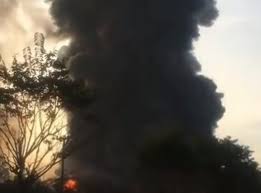 Belum diketahui penyebab ledakan kilang pertamina balongan yang mengakibatkan kebakaran besar tersebut. Gydnft0bue4xdm