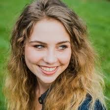 Hailey Geer's Instagram, Twitter & Facebook