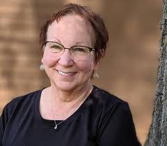 Debra Payne's Instagram, Twitter & Facebook