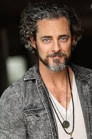 Grant Pearson's Instagram, Twitter & Facebook