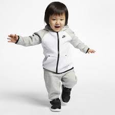 Nike Sportswear Tech Fleece Baby 12 24m Zip Hoodie And Pants Set Nike Com In 2021 Kids Outfits Kids Outfits Girls Toddler Boy Outfits