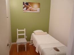Clean And Simple Massage Room Massage Room Beauty Room Vanity Therapy Room