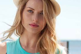 Medicine student Louise McSweeney making a splash