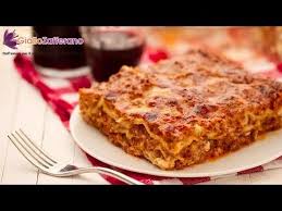 Lasagna Bolognese Original Recipe Italian Cook Book Giallo Zafferano Page 2 Of 2 Everybodylovesitalian Com Lasagna Bolognese Italian Recipes Lasagna