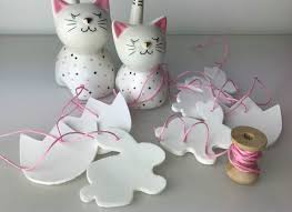 Außerdem verrate ich euch, wie ihr aus den donuts coole ringe bastelt. Schnelles Fruhlings Diy Anhanger Aus Fimo Air Light Mamahoch2