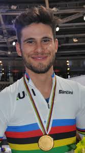Cameron wurf, ein früherer ruderer und triathlet, der sich jetzt als straßenprofi bei team ineos versucht, lebt in andorra. Filippo Ganna Wikipedia