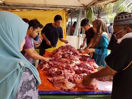 Korban dan akikah merupakan isu yang penting dalam masyarakat islam. Faisal Rahim On Twitter Isu Daging Korban Tahukah Anda Kalau Ambil Daging Korban Tanpa Maklumkan Kepada Pemiliknya Ia Boleh Jadi Haram Kerana Mencuri Ramai Masih Tak Faham Daging Korban Adalah Milik